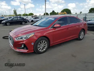 2019 Hyundai Sonata SE z VIN 5NPE24AF5KH777807, wystawiony jako Copart lot #56469765 z przebiegiem 31 513 mil mil oraz Czysty tytuł • Clean title. Historia ofert i sprzedaży dostępna na DreamBid. Obrazek 1.