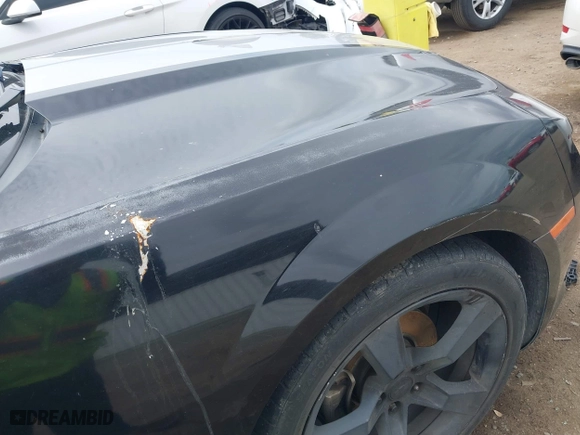 2014 Chevrolet Camaro LS with VIN 2G1FA1E33E9209867, listed as a IAAI auction lot 41921215 with 139,175 mi miles. Bid and sale history available at carsss.com. Image 20.