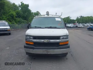 2017 Chevrolet Express Cargo с VIN 1GCWGAFF5H1150196, выставлен на аукционе IAAI как лот 42534915 с пробегом 156 776 миль миль и . История ставок и продаж доступна на DreamBid. Изображение 12.