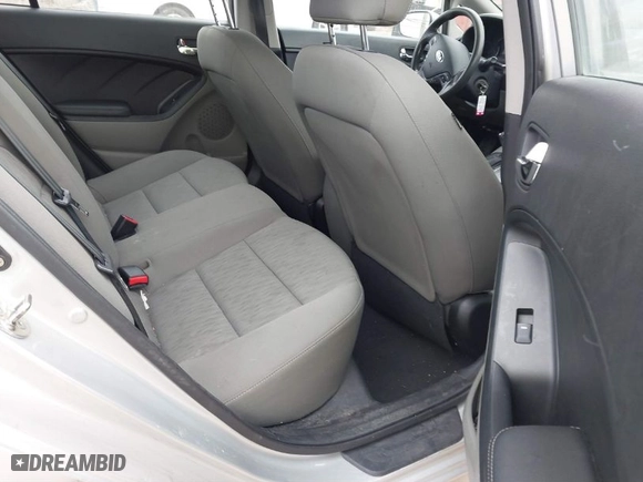 2015 Kia Forte LX with VIN KNAFK4A69F5418791, listed as a IAAI auction lot 41782160 with 131,324 mi miles. Bid and sale history available at carsss.com. Image 8.