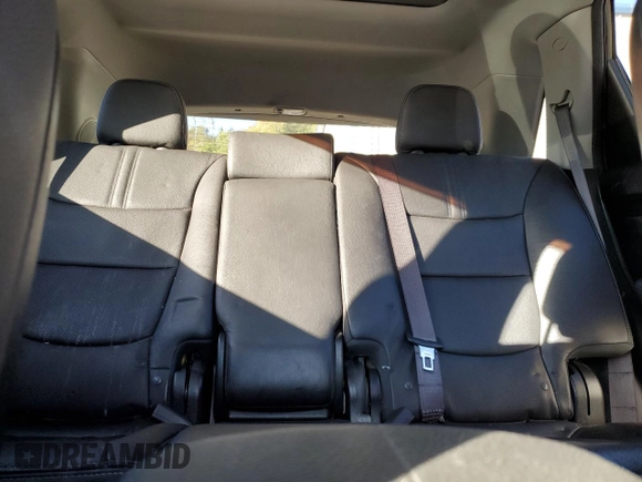 2013 Kia Sorento SX z VIN 5XYKWDA24DG385142, wystawiony jako Copart lot #75187514 z przebiegiem 119 027 mil mil oraz Szkoda całkowita • Salvage title. Historia ofert i sprzedaży dostępna na DreamBid. Obrazek 10.