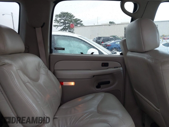 2001 GMC Yukon XL SLE with VIN 3GKFK16T41G138430, listed as a IAAI auction lot 40949808 with 263,256 mi miles. Bid and sale history available at carsss.com. Image 8.