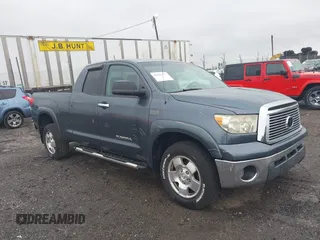 2008 Toyota Tundra z VIN 5TFBV54148X071912, wystawiony jako IAAI lot #42209379 z przebiegiem 261 492 mil mil oraz . Historia ofert i sprzedaży dostępna na DreamBid. Obrazek 1.