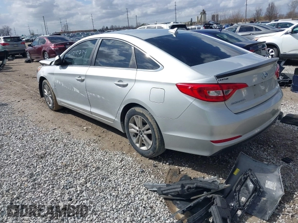 2016 Hyundai Sonata SE with VIN 5NPE24AF2GH281144, listed as a IAAI auction lot 41715739 with 92,663 mi miles and . Bid and sale history available at DreamBid. Image 3.
