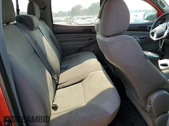 2015 Toyota Tacoma PreRunner with VIN 3TMKU4HN4FM044142, listed as a Copart auction lot 59376875 with 209,937 mi miles and Clean title. Bid and sale history available at DreamBid. Image 10.