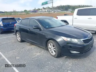 2013 Kia Optima EX z VIN 5XXGN4A7XDG163827, wystawiony jako IAAI lot #42298870 z przebiegiem 162 488 mil mil oraz . Historia ofert i sprzedaży dostępna na DreamBid. Obrazek 1.
