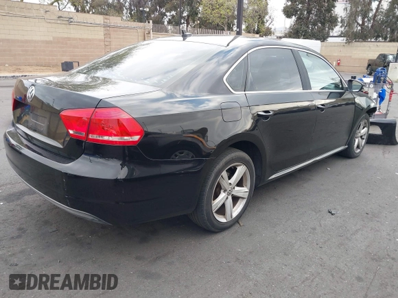 2012 Volkswagen Passat SE с VIN 1VWBP7A37CC095307, выставлен на аукционе IAAI как лот 42123857 с пробегом 140 041 миль миль и . История ставок и продаж доступна на DreamBid. Изображение 4.