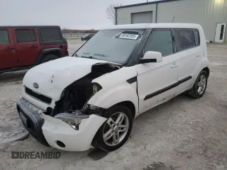 2010 Kia Soul + with VIN KNDJT2A20A7145233, listed as a Copart auction lot 89182355 with 199,077 mi miles and Salvage Title. Bid and sale history available at carsss.com. Image 1.