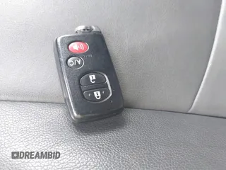 2013 Toyota Prius z VIN JTDKN3DP7D3031267, wystawiony jako IAAI lot #42265759 z przebiegiem 101 339 mil mil oraz . Historia ofert i sprzedaży dostępna na DreamBid. Obrazek 11.