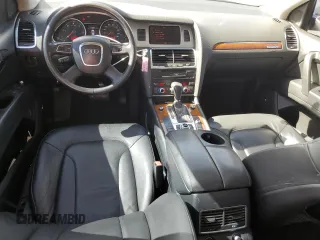 2010 Audi Q7 Premium Plus с VIN WA1LMAFE5AD000865, выставлен на аукционе Copart как лот 57722955 с пробегом 125 324 миль миль и Списание • Salvage title. История ставок и продаж доступна на DreamBid. Изображение 8.