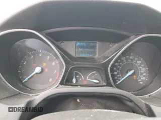 2012 Ford Focus SE with VIN 1FAHP3F25CL170193, listed as a Copart auction lot 58075895 with 180,689 mi miles and Salvage title. Bid and sale history available at DreamBid. Image 9.