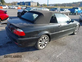 2006 BMW 3 Series 330Ci with VIN WBABW53416PZ42123, listed as a IAAI auction lot 40662101 with 177,364 mi miles. Bid and sale history available at carsss.com. Image 4.