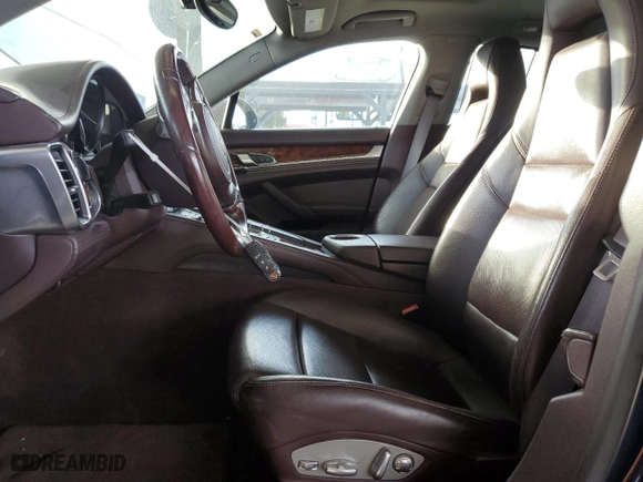 2014 Porsche Panamera S with VIN WP0AB2A78EL055520, listed as a Copart auction lot 51475935 with 41,627 mi miles and Salvage Title. Bid and sale history available at carsss.com. Image 7.
