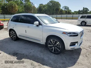 2023 Volvo XC90 Plus with VIN YV4062PN5P1978068, listed as a Copart auction lot 60688515 with 24,148 mi miles and Salvage title. Bid and sale history available at DreamBid. Image 4.