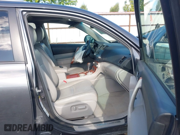2010 Toyota Highlander Limited with VIN 5TDDK3EH0AS007329, listed as a IAAI auction lot 42314732 with 188,744 mi miles and . Bid and sale history available at DreamBid. Image 5.