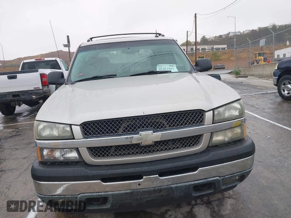 2005 Chevrolet Avalanche LS with VIN 3GNEC12Z05G163675, listed as a IAAI auction lot 41461801 with 430,784 mi miles and . Bid and sale history available at DreamBid. Image 12.