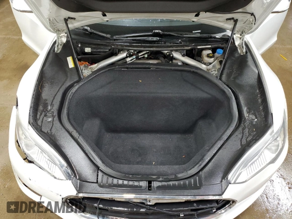 2015 Tesla Model S 85D with VIN 5YJSA1H24FF092628, listed as a Copart auction lot 51959035 with 128,744 mi miles and Salvage Title. Bid and sale history available at carsss.com. Image 11.