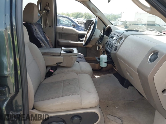2005 Ford F-150 XLT with VIN 1FTPW14545FB49587, listed as a IAAI auction lot 42709724 with 165,193 mi miles and . Bid and sale history available at DreamBid. Image 5.