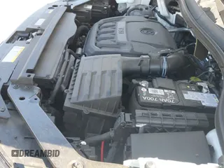 2024 Volkswagen Tiguan SE R-Line Black с VIN 3VVCB7AX7RM085619, выставлен на аукционе IAAI как лот 42325566 с пробегом 10 615 миль миль и . История ставок и продаж доступна на DreamBid. Изображение 20.