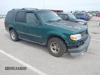 1999 Ford Explorer XLT z VIN 1FMZU34E9XZB92586, wystawiony jako IAAI lot #42157826 z przebiegiem 261 550 mil mil oraz . Historia ofert i sprzedaży dostępna na DreamBid. Obrazek 1.
