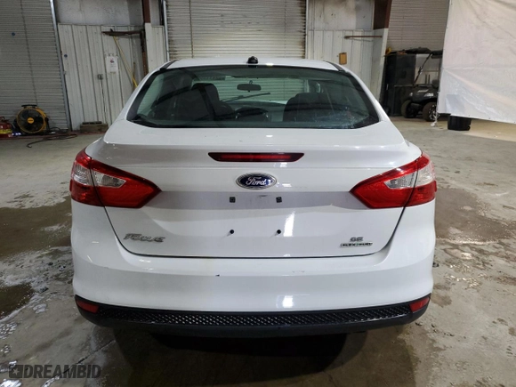 2014 Ford Focus SE with VIN 1FADP3F29EL296395, listed as a Copart auction lot 52411355 with 111,709 mi miles and Clean Title. Bid and sale history available at carsss.com. Image 6.
