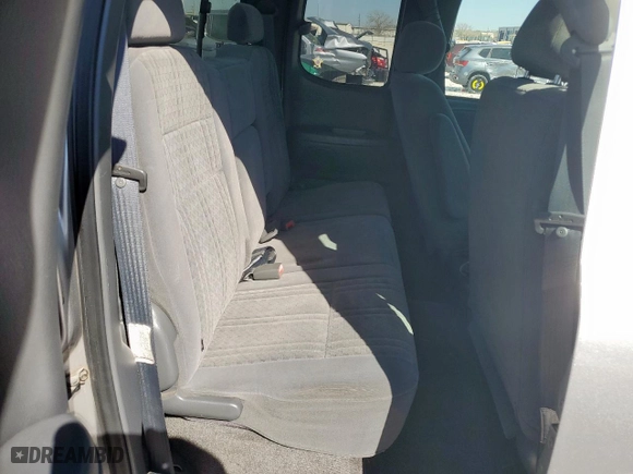 2004 Toyota Tundra SR5 with VIN 5TBRT34124S449985, listed as a Copart auction lot 49198035 with 217,987 mi miles and Salvage Title. Bid and sale history available at carsss.com. Image 10.