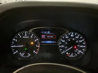 2018 Nissan Pathfinder SL z VIN 5N1DR2MM1JC626412, wystawiony jako Copart lot #88557915 z przebiegiem 62 818 mil mil oraz Szkoda całkowita • Salvage title. Historia ofert i sprzedaży dostępna na DreamBid. Obrazek 9.