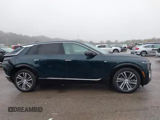 2024 Cadillac LYRIQ Luxury z VIN 1GYKPPRL5RZ129185, wystawiony jako IAAI lot #40825414 z przebiegiem 621 mil mil oraz . Historia ofert i sprzedaży dostępna na DreamBid. Obrazek 13.