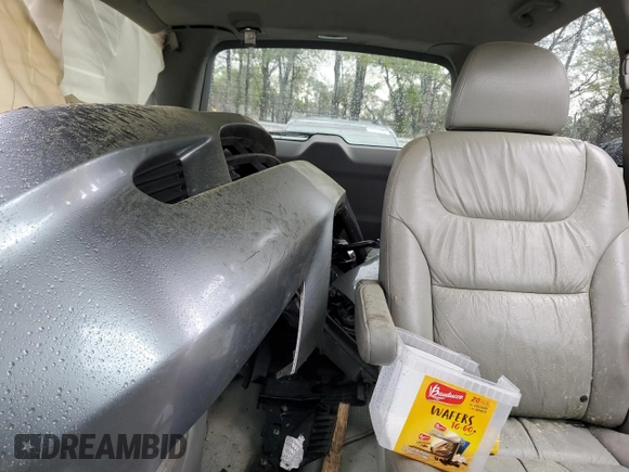2007 Honda Odyssey EX-L with VIN 5FNRL38757B035355, listed as a Copart auction lot 50515835 with 256,009 mi miles and Non Repairable. Bid and sale history available at DreamBid. Image 10.