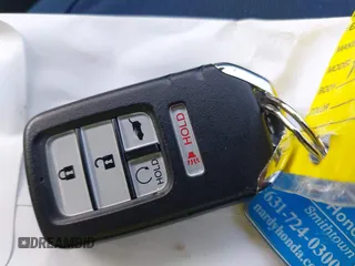 2021 Honda CR-V EX with VIN 2HKRW2H50MH645029, listed as a IAAI auction lot 42358024 with Not provided miles and . Bid and sale history available at DreamBid. Image 11.