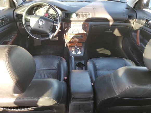 2003 Volkswagen Passat GLX with VIN WVWRH63B23P206500, listed as a Copart auction lot 81102574 with 76,807 mi miles and Salvage Title. Bid and sale history available at carsss.com. Image 8.