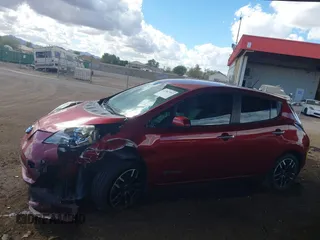 2015 Nissan LEAF SV with VIN 1N4AZ0CP5FC308068, listed as a IAAI auction lot 41582997 with 53,230 mi miles. Bid and sale history available at carsss.com. Image 14.