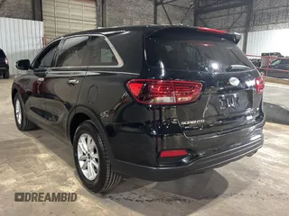 2019 Kia Sorento LX with VIN 5XYPG4A3XKG567081, listed as a Copart auction lot 53941055 with 125,468 mi miles and Clean Title. Bid and sale history available at carsss.com. Image 3.