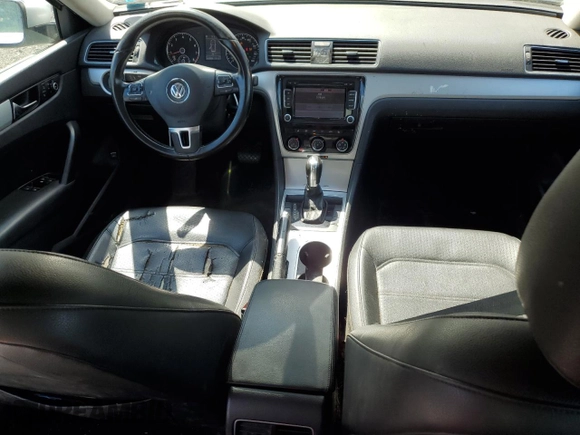 2013 Volkswagen Passat SE with VIN 1VWBP7A37DC096460, listed as a Copart auction lot 66042045 with 263,888 mi miles and Clean title. Bid and sale history available at DreamBid. Image 8.