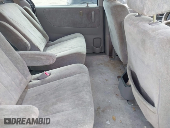 2001 Mazda MPV DX with VIN JM3LW28Y710184668, listed as a IAAI auction lot 41549211 with 1 mi miles. Bid and sale history available at carsss.com. Image 8.