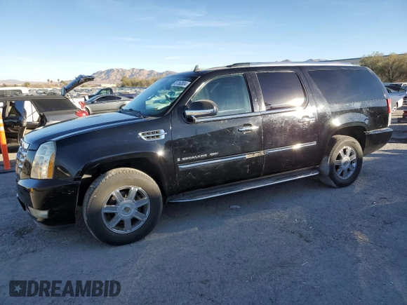2008 Cadillac Escalade z VIN 1GYFC66898R195597, wystawiony jako Copart lot #87352834 z przebiegiem 154 045 mil mil oraz Szkoda całkowita • Salvage title. Historia ofert i sprzedaży dostępna na DreamBid. Obrazek 1.