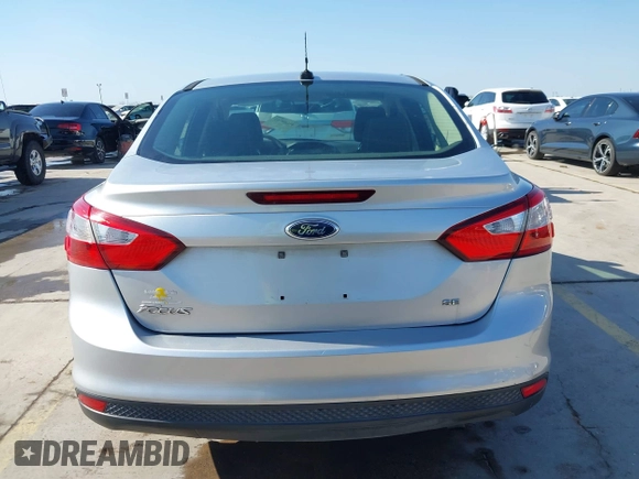 2012 Ford Focus SE с VIN 1FAHP3F22CL207300, выставлен на аукционе IAAI как лот 41680715 с пробегом 161 083 миль миль и . История ставок и продаж доступна на DreamBid. Изображение 16.