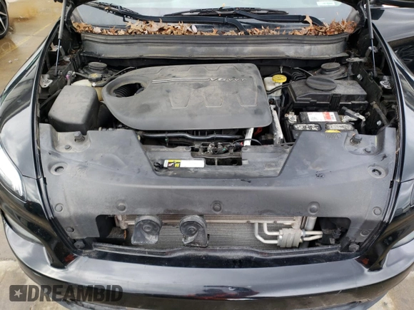 2018 Jeep Cherokee Latitude Plus with VIN 1C4PJMLX2JD505432, listed as a Copart auction lot 84936204 with 102,287 mi miles and Salvage title. Bid and sale history available at DreamBid. Image 14.