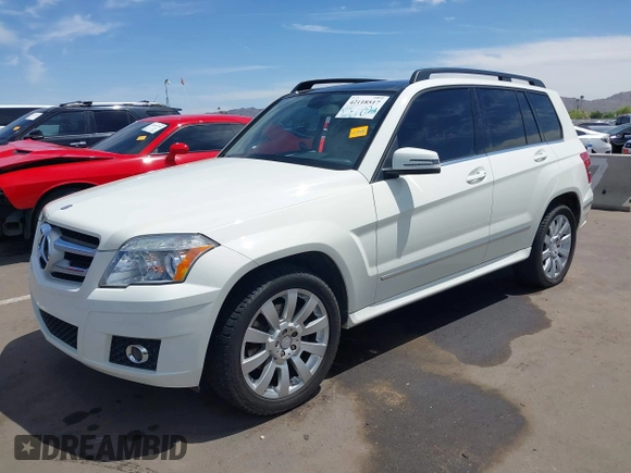 2011 Mercedes-Benz GLK 350 with VIN WDCGG5GB7BF651781, listed as a IAAI auction lot 42118517 with 100,167 mi miles and . Bid and sale history available at carsss.com. Image 2.