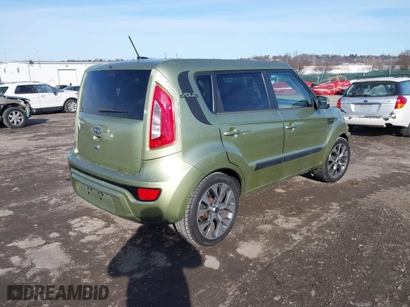 2012 Kia Soul + with VIN KNDJT2A63C7436086, listed as a IAAI auction lot 41299947 with 118,217 mi miles. Bid and sale history available at carsss.com. Image 4.