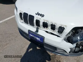 2019 Jeep Cherokee Latitude Plus z VIN 1C4PJMLB7KD394026, wystawiony jako IAAI lot #42078282 z przebiegiem 113 503 mil mil oraz . Historia ofert i sprzedaży dostępna na DreamBid. Obrazek 19.