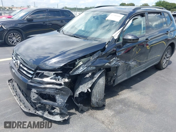 2021 Volkswagen Tiguan S z VIN 3VV1B7AX7MM116609, wystawiony jako IAAI lot #42206016 z przebiegiem 47 049 mil mil oraz . Historia ofert i sprzedaży dostępna na DreamBid. Obrazek 6.
