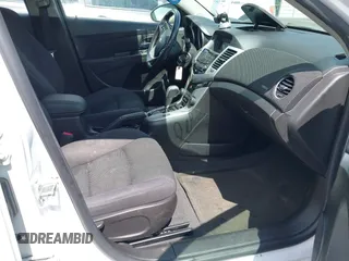 2014 Chevrolet Cruze 1LT with VIN 1G1PC5SB4E7132171, listed as a IAAI auction lot 42532531 with 132,012 mi miles and . Bid and sale history available at DreamBid. Image 5.