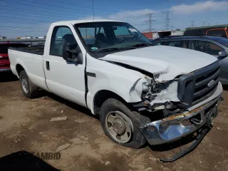 2007 Ford F-250 XL z VIN 1FTNF20517EA27507, wystawiony jako Copart lot #49907075 z przebiegiem 298 441 mil mil oraz Czysty tytuł • Clean title. Historia ofert i sprzedaży dostępna na DreamBid. Obrazek 4.