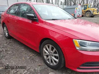 2015 Volkswagen Jetta Sedan 1.8T SE with VIN 3VWD17AJXFM303014, listed as a IAAI auction lot 41953494 with 92,145 mi miles. Bid and sale history available at carsss.com. Image 6.