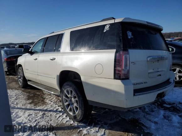 2015 GMC Yukon XL Denali with VIN 1GKS2JKJ8FR674890, listed as a Copart auction lot 45952505 with 120,032 mi miles and Salvage Title. Bid and sale history available at carsss.com. Image 2.