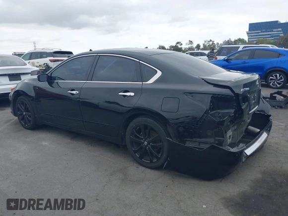 2017 Nissan Altima SV z VIN 1N4AL3AP7HC218462, wystawiony jako IAAI lot #42189510 z przebiegiem 98 426 mil mil oraz . Historia ofert i sprzedaży dostępna na DreamBid. Obrazek 3.