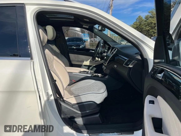 2014 Mercedes-Benz M 550 with VIN 4JGDA7DB7EA409158, listed as a Copart auction lot 53398845 with 169,197 mi miles and Clean Title. Bid and sale history available at carsss.com. Image 5.