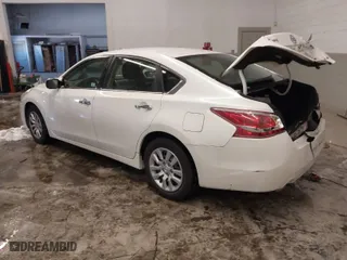 2013 Nissan Altima 2.5 SL with VIN 1N4AL3APXDC164746, listed as a IAAI auction lot 41261574 with 223,318 mi miles. Bid and sale history available at carsss.com. Image 3.