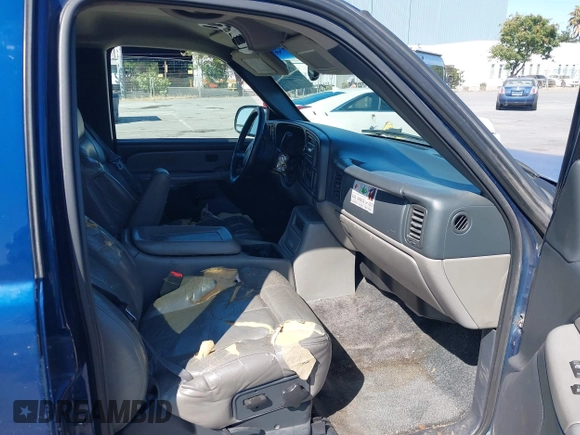 2002 Chevrolet Tahoe LS с VIN 1GNEK13T92J144002, выставлен на аукционе IAAI как лот 42654611 с пробегом Не указан миль и . История ставок и продаж доступна на DreamBid. Изображение 5.